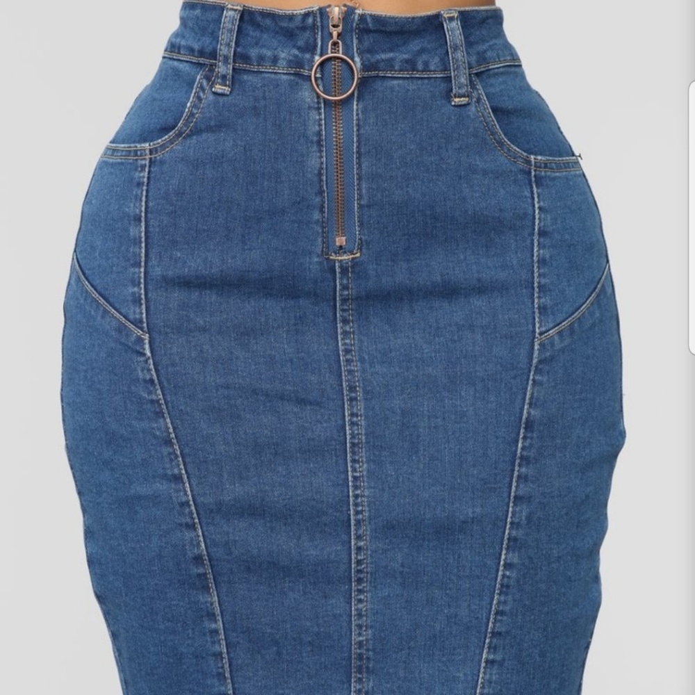 Denim skirt